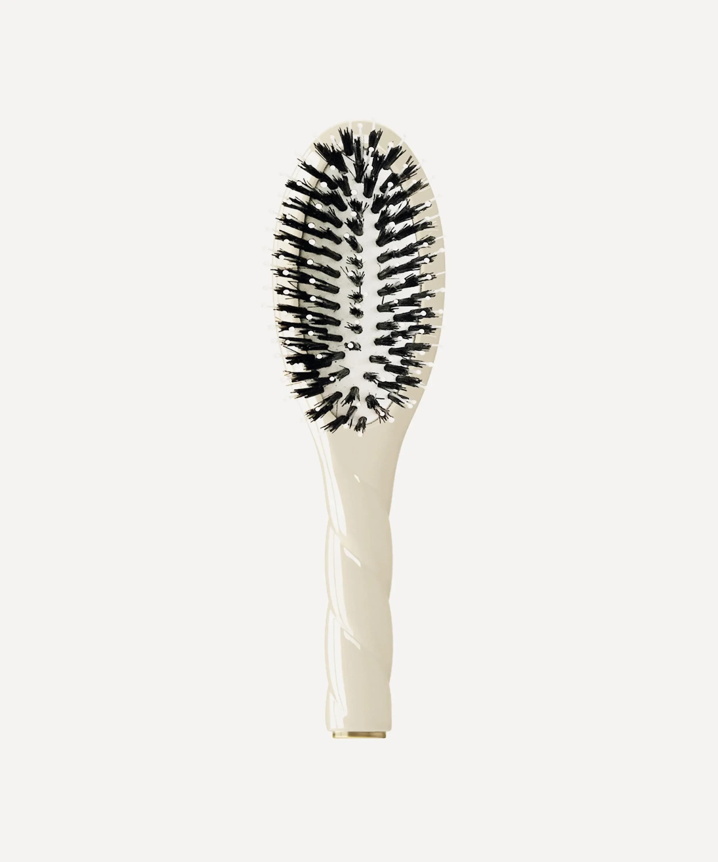 N.03 THE ESSENTIAL SOFT Petite Brush