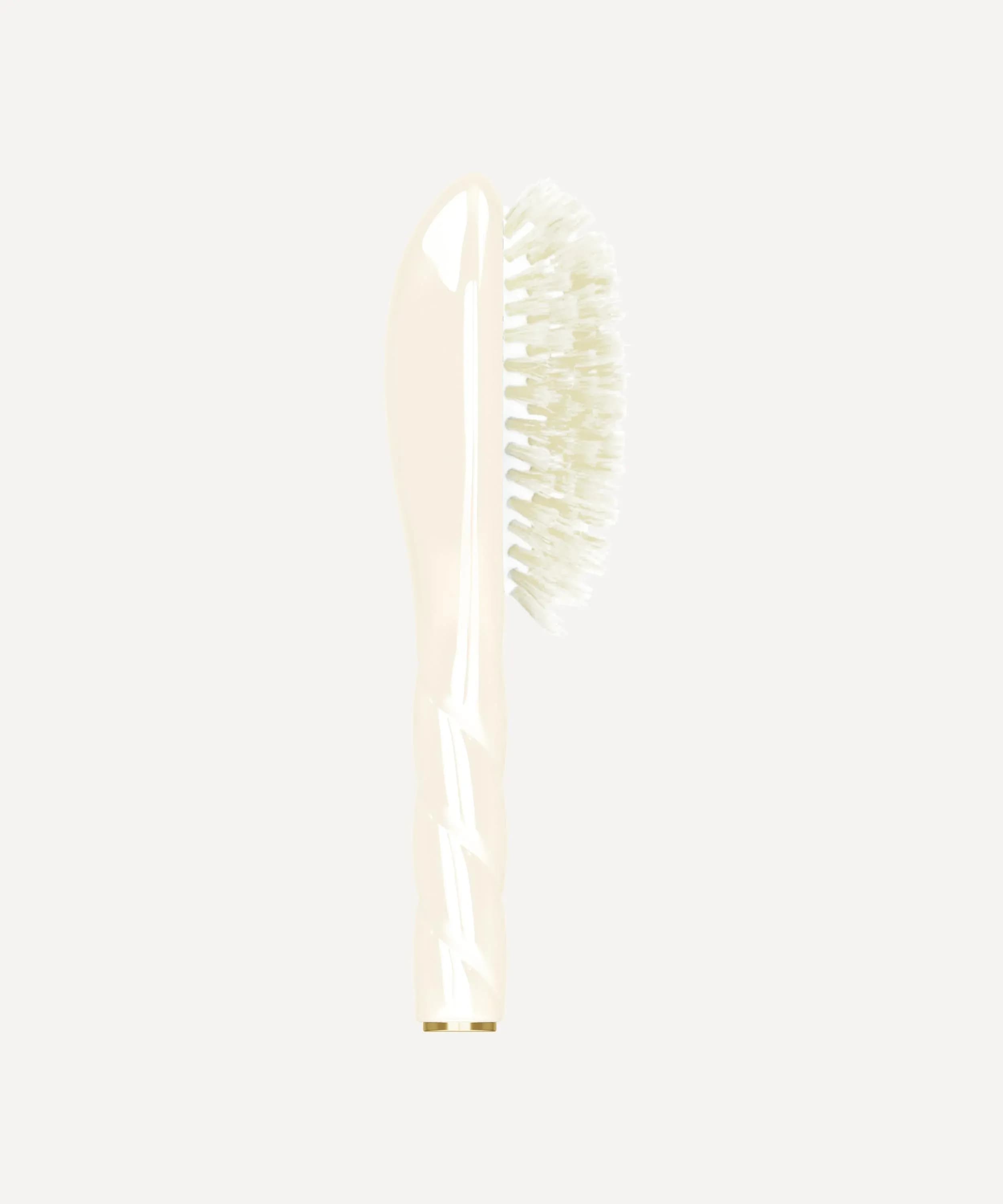N.06 The Baby Hair Brush
