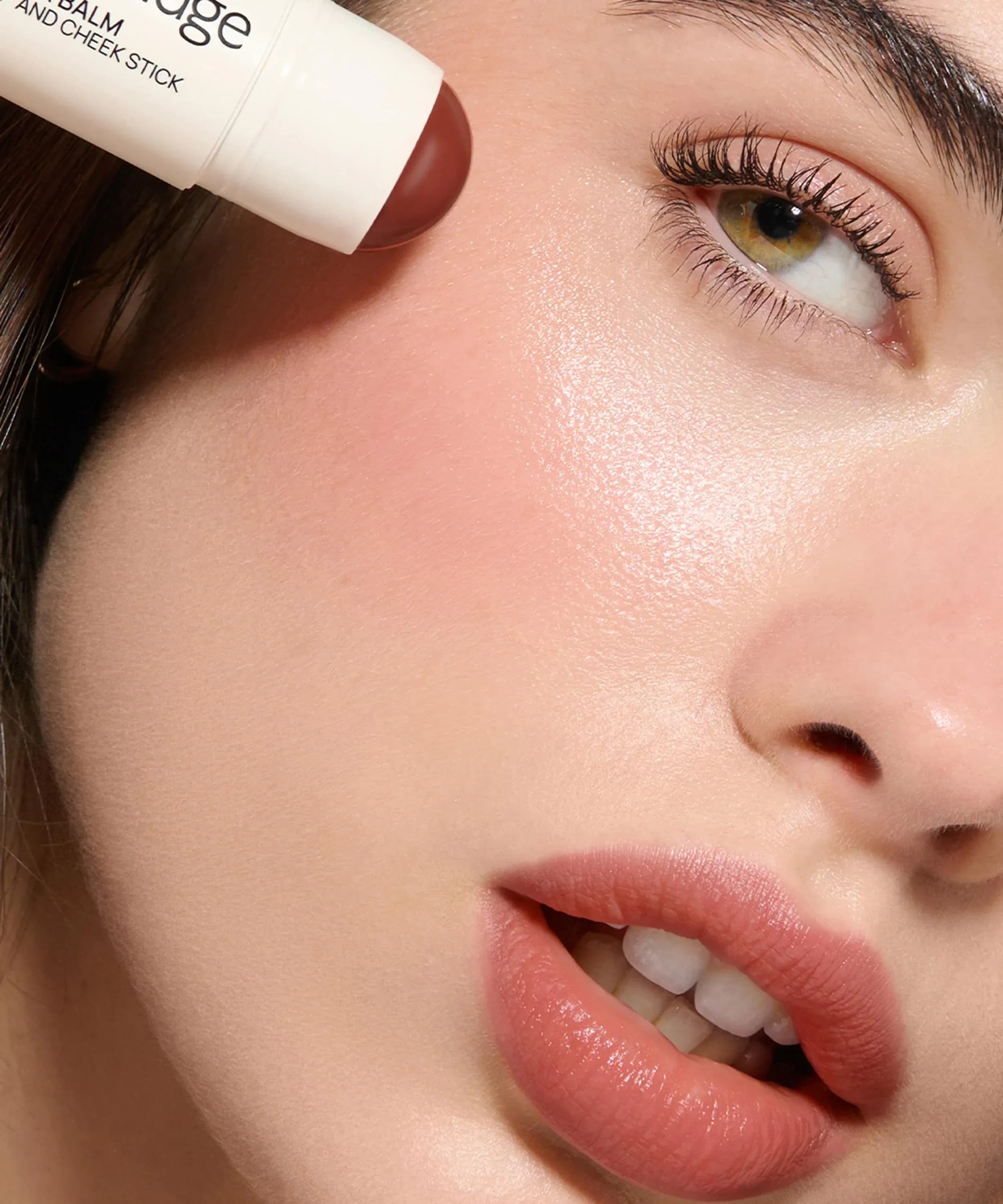 makiyazh_guby_lisa_eldridge_beauty_000874348_3
